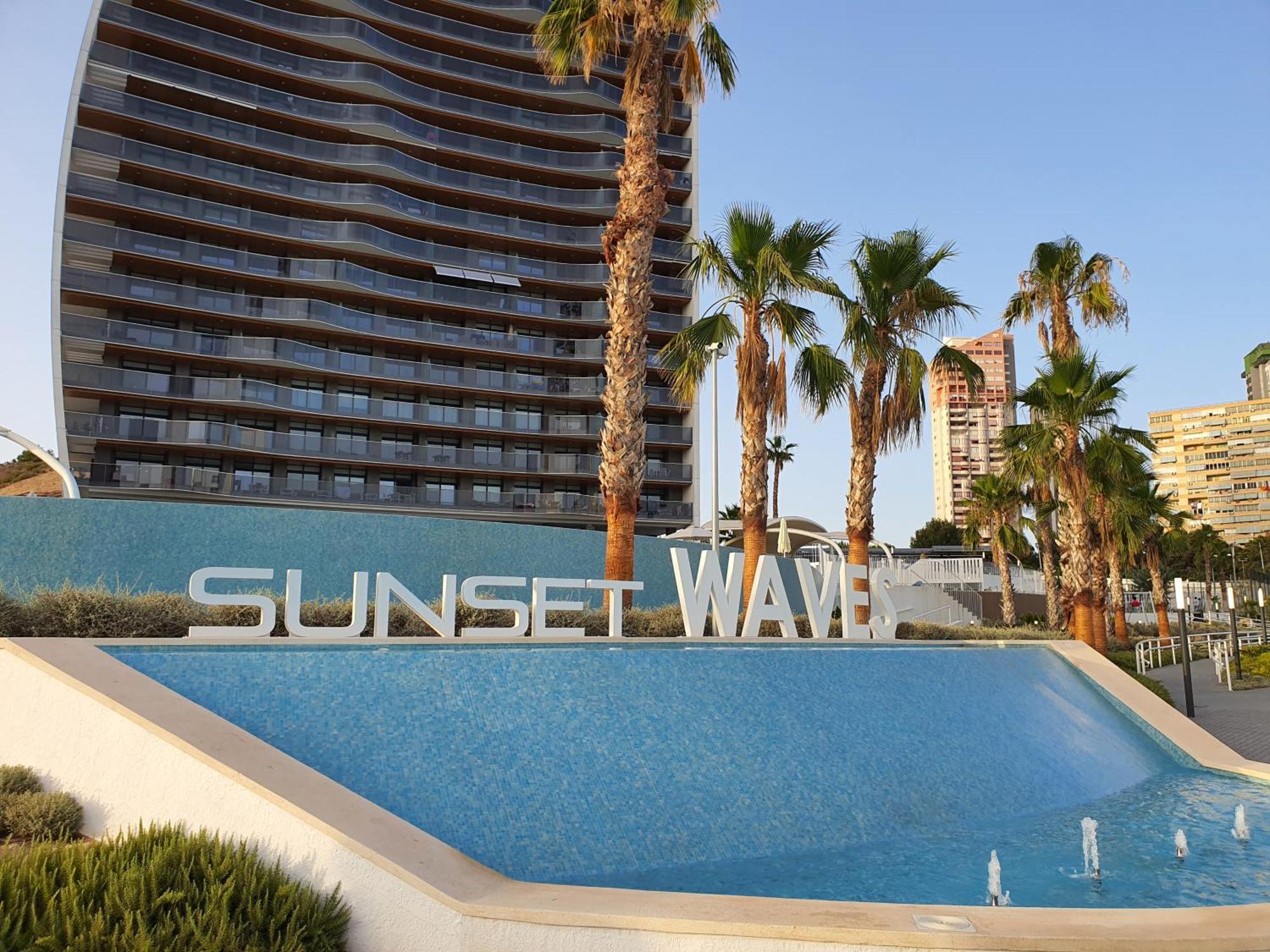 Sunset Waves Benidorm By Kalmarent Apartment Exterior photo