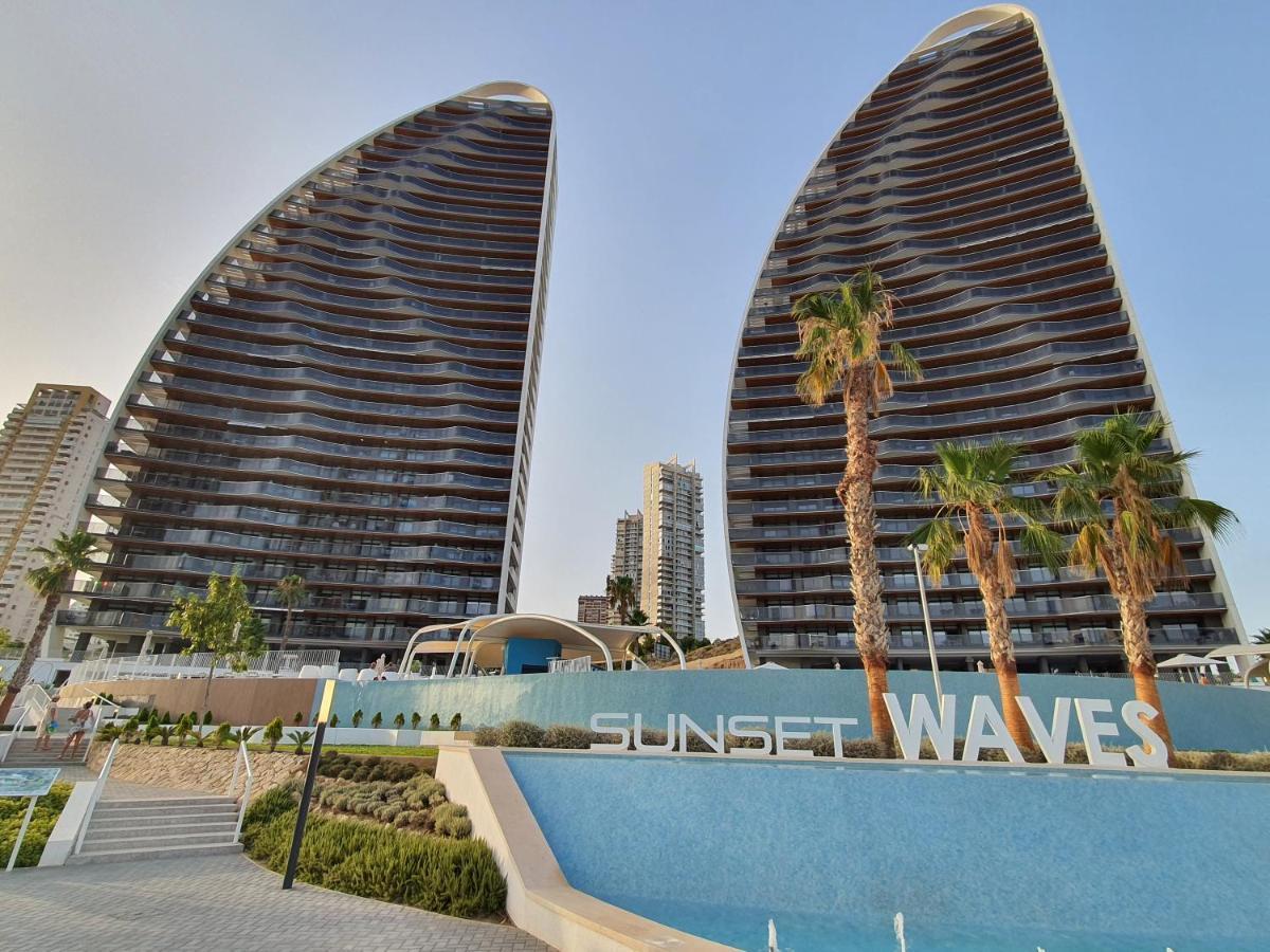 Sunset Waves Benidorm By Kalmarent Apartment Exterior photo